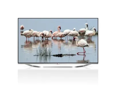 Skandinavisk design premium Full HD, webOS Smart TV med Wi-Fi, DLNA och Magic Remote.